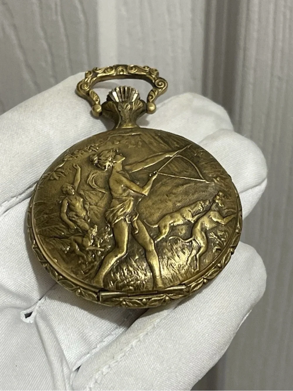 Vintage Sanford 17 Jewels Mechanical Pocket Watch Hunting Scene Swiss Made 1960s